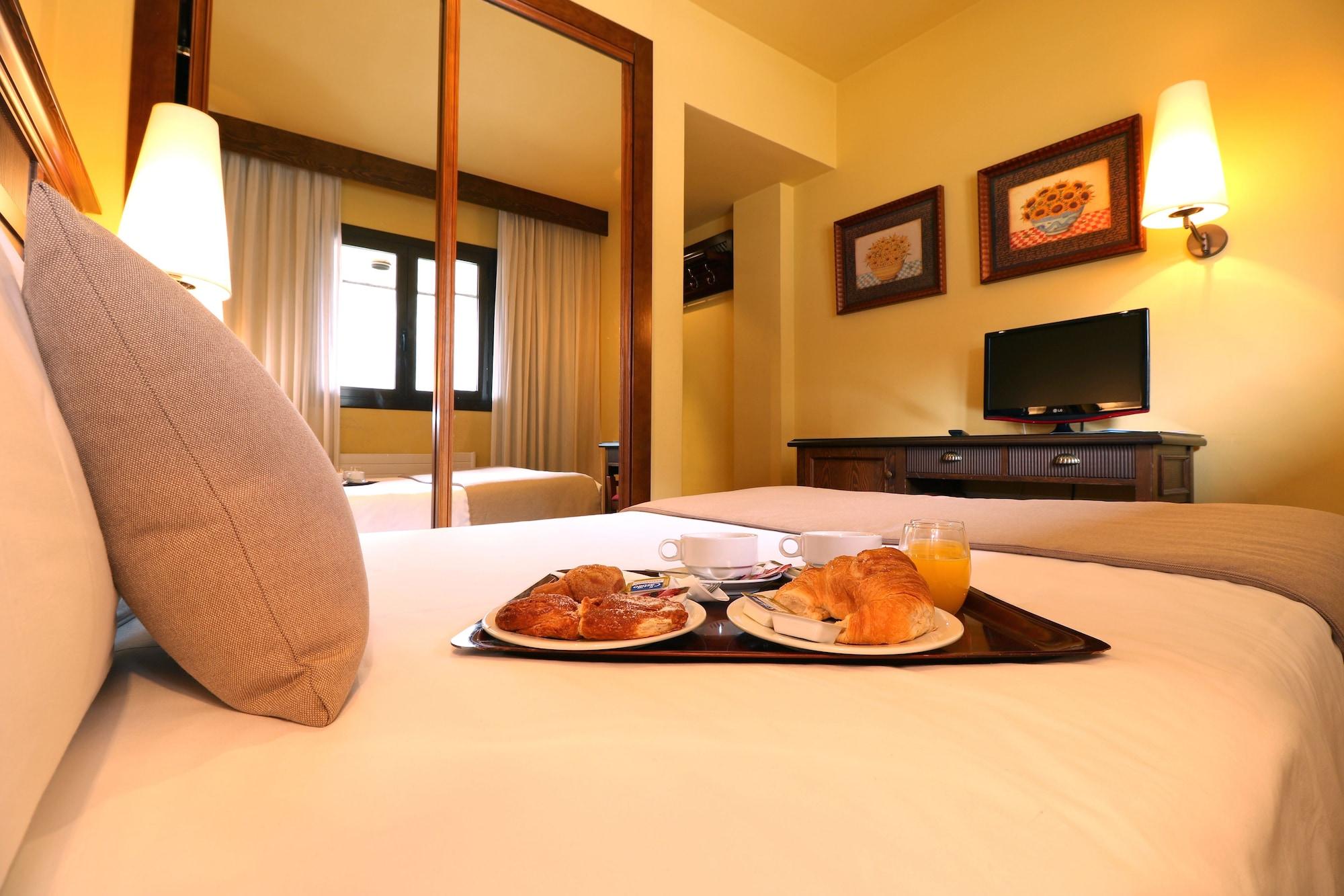 Rvhotels Tuca Βιέλα Εξωτερικό φωτογραφία