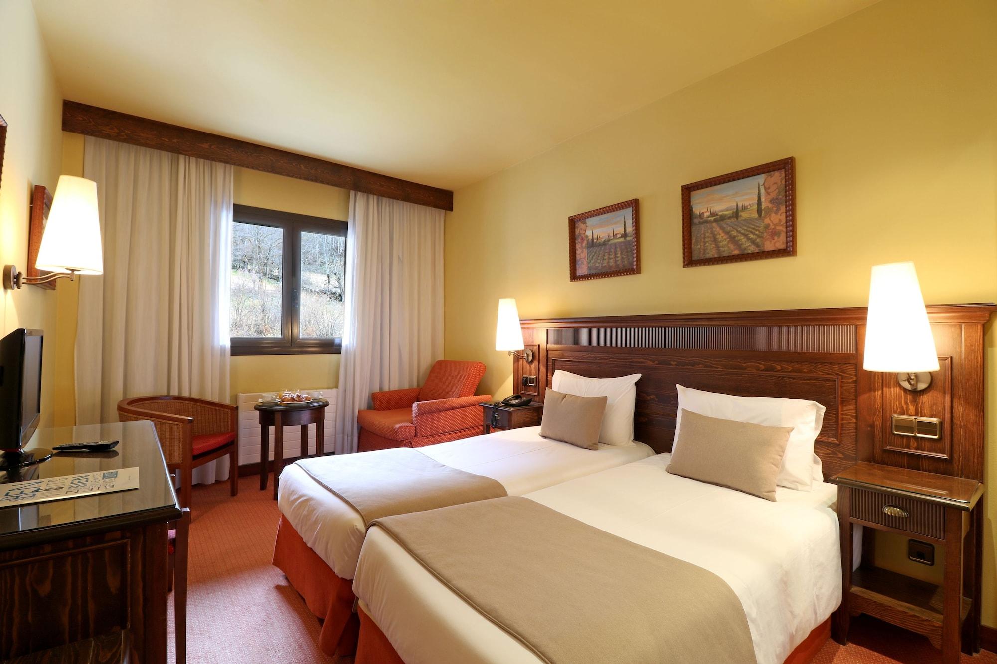 Rvhotels Tuca Βιέλα Εξωτερικό φωτογραφία
