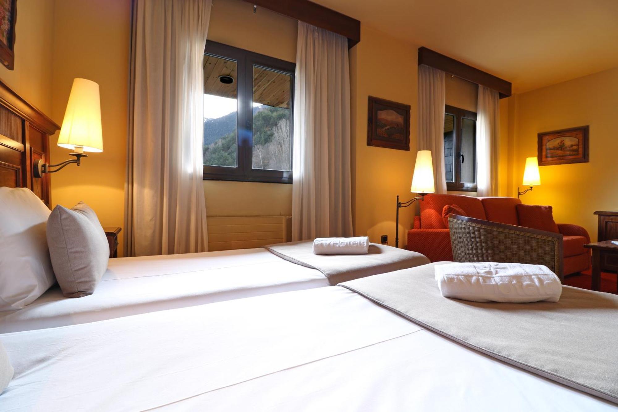 Rvhotels Tuca Βιέλα Εξωτερικό φωτογραφία