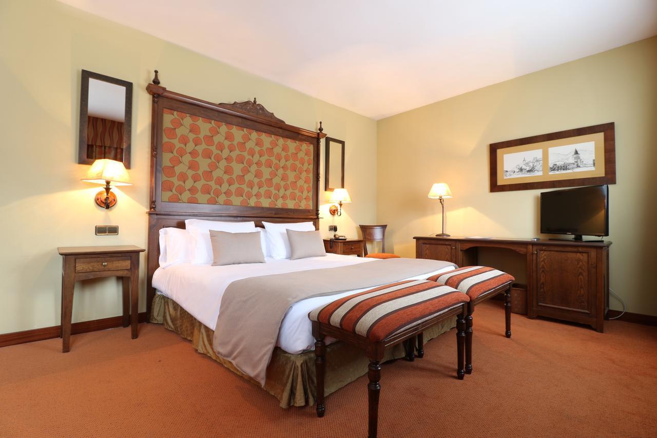 Rvhotels Tuca Βιέλα Εξωτερικό φωτογραφία